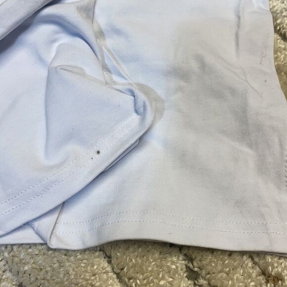 White Graphic Tee with Multicolor Design - Picture 6 of 6